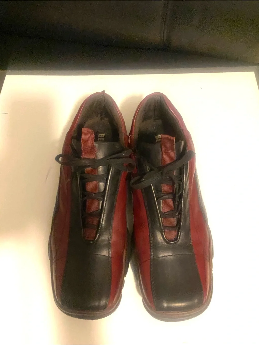 BED|STU Two-Tone Red and Black Leather Lace-Up Derby